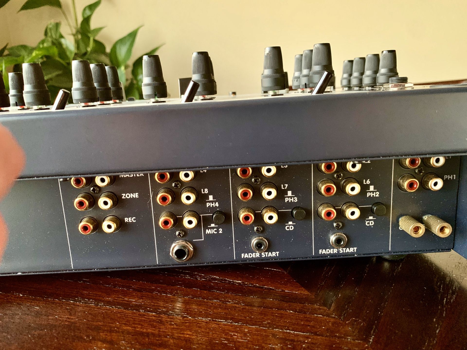 STANTON RM 404 Mixer New Dj Scratch 4 Channel Phono for Sale in