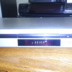 Sharp DV-S2U DVD/CD Video Player