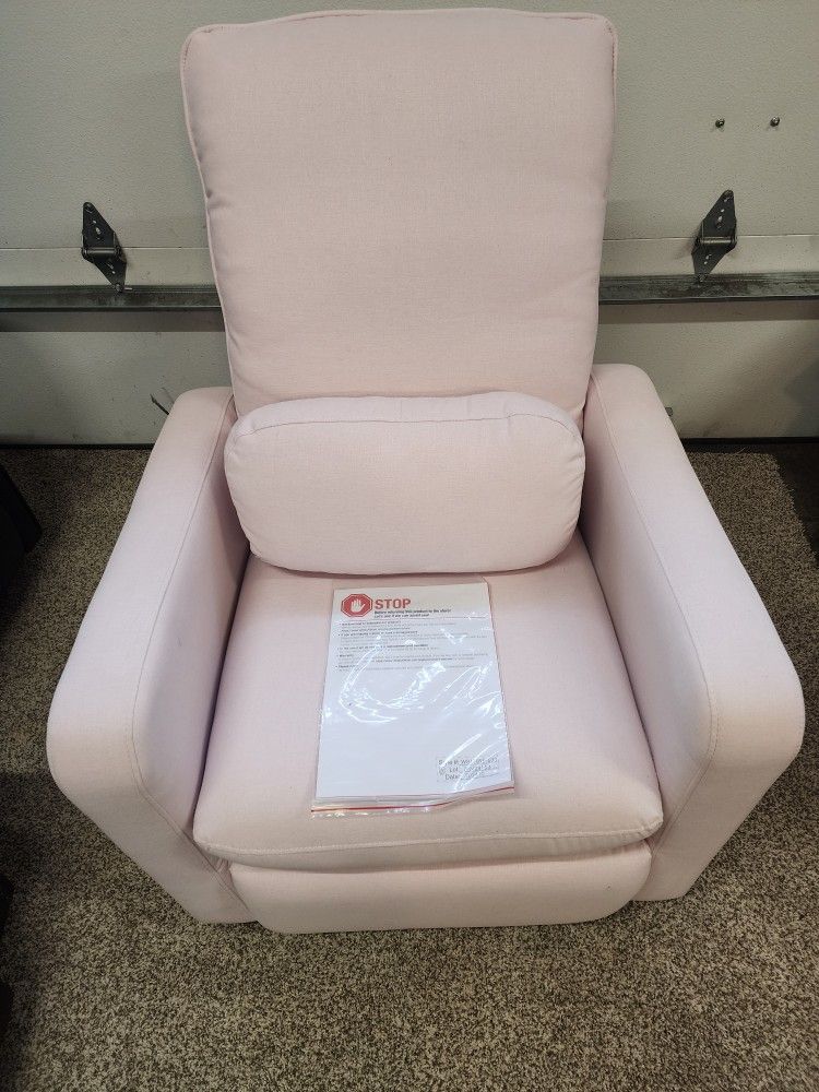 *** PINK RECLINER- NEW ***