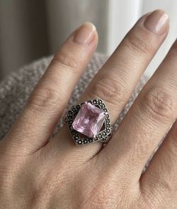 Sterling Silver Pink Ice Ring Sz 7