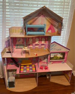 Dollhouse