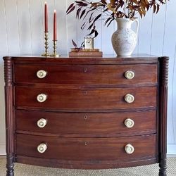 Antique Bow Front Mahogany Dresser – Sheraton Style – Estate Piece