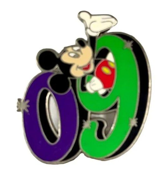 Disney's Trading Pin Happy Mickey 