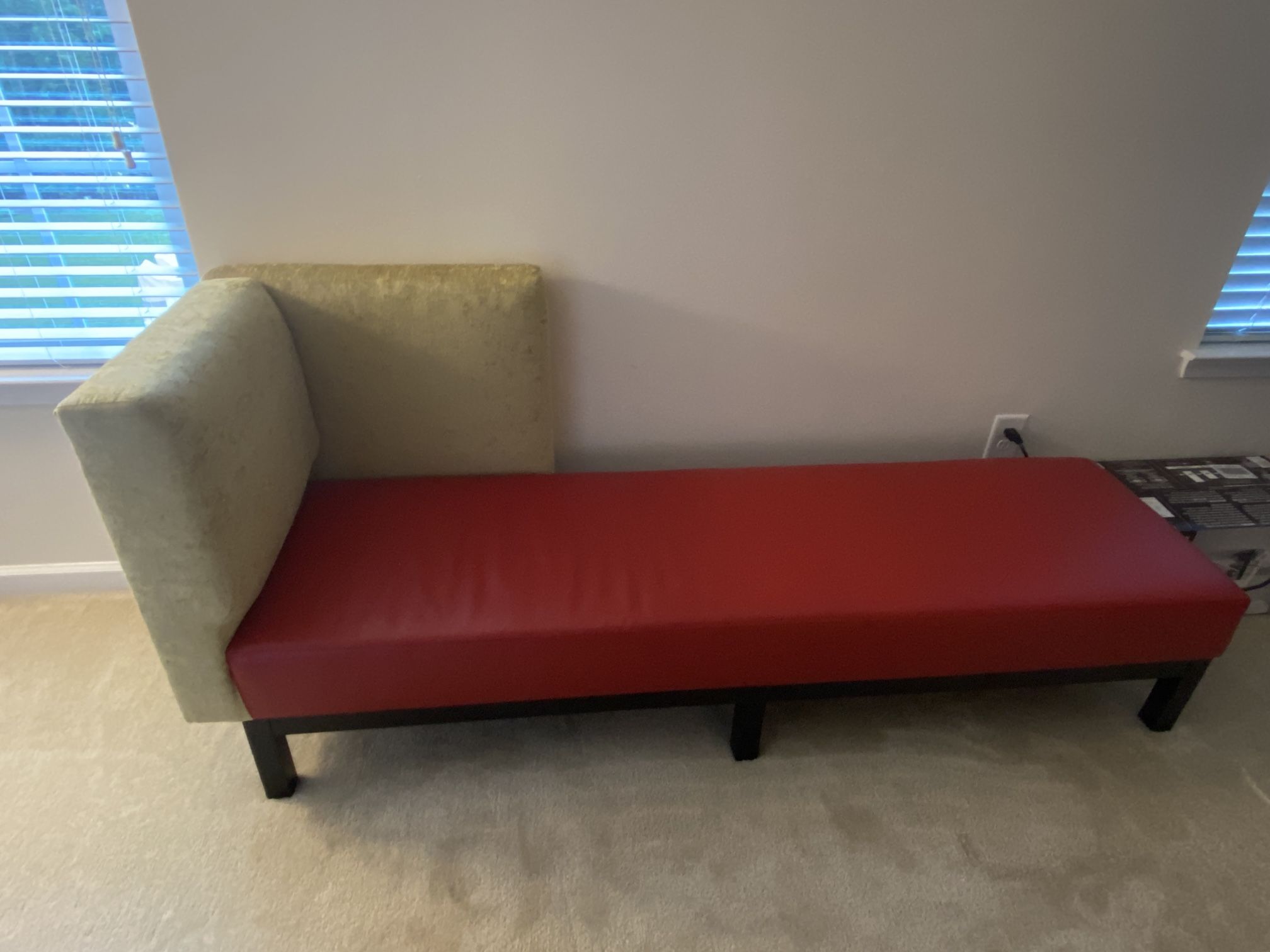 Chaise Lounge