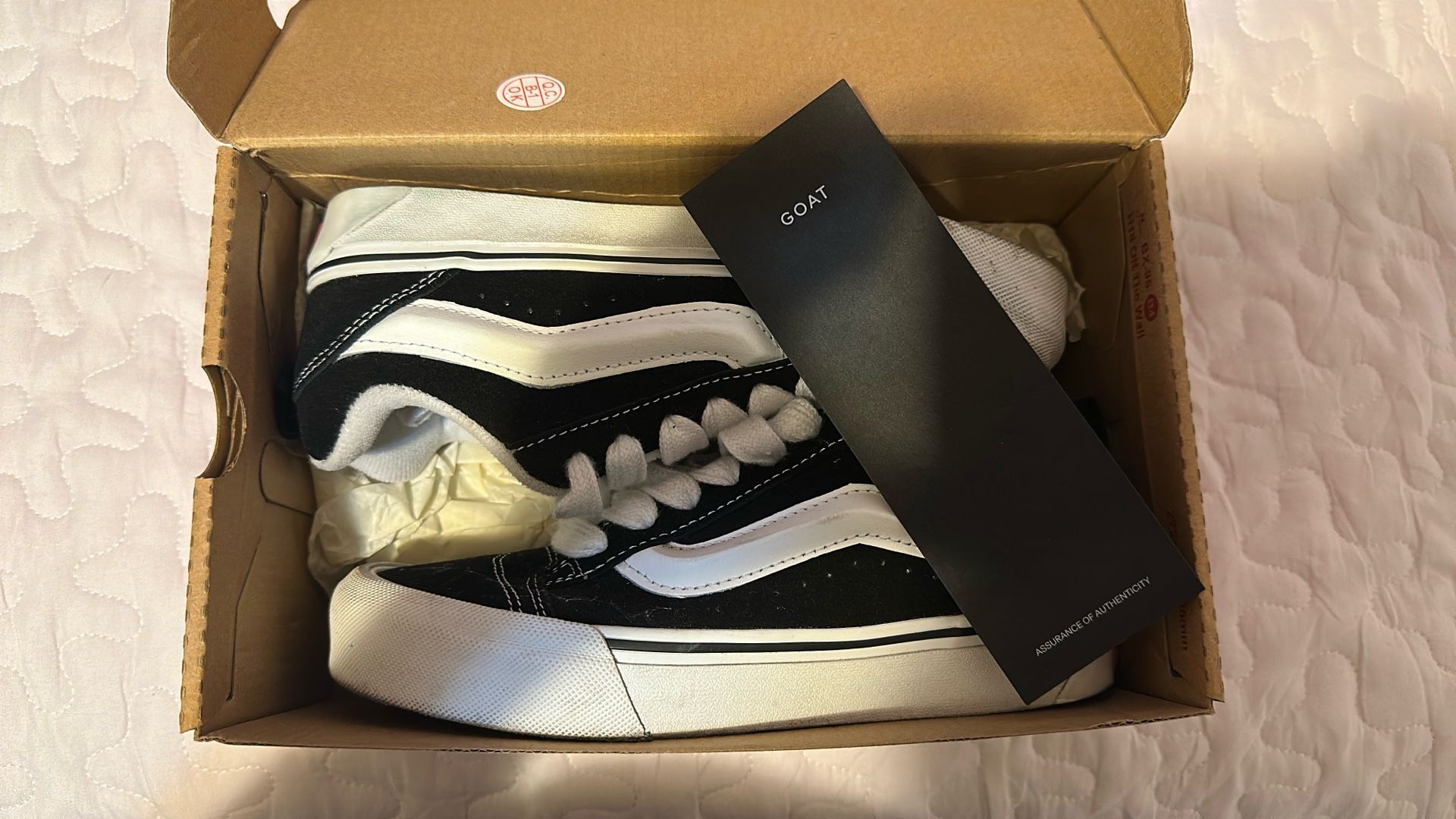 Knu Skool Chunky Vans Size 4