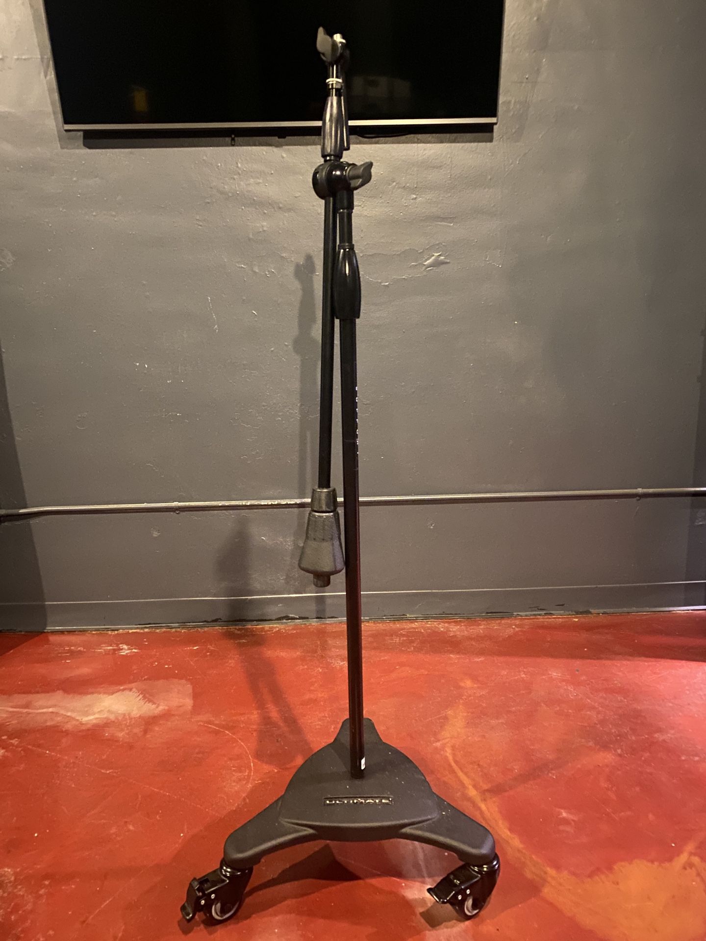 Ultimate Support MC-125 Professional Studio Boom Microphone Stand