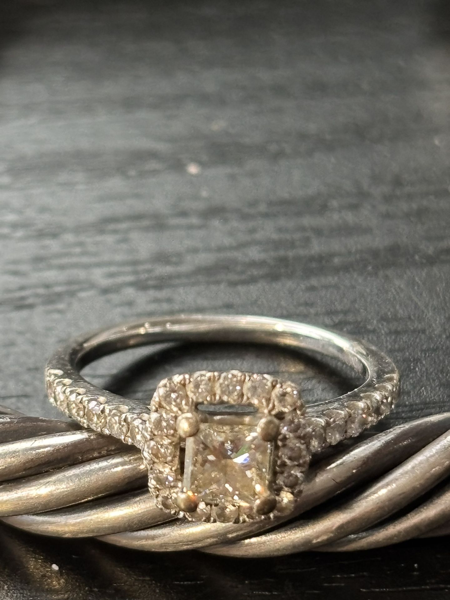 Diamond Ring 18k Gold