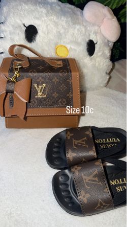 LV  toddler Sandals