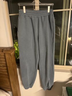 COMFRT baby blue sweats M
