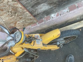 Gas scooter it need a lot of work make a offer it most go today