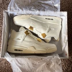 Jordan 4 Retro Metallic Gold