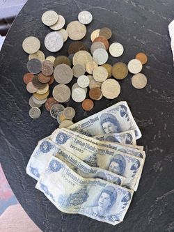 Cayman Islands $1 Banknotes and Mixed Foreign Coins