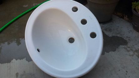 Kohler porcelain sinks