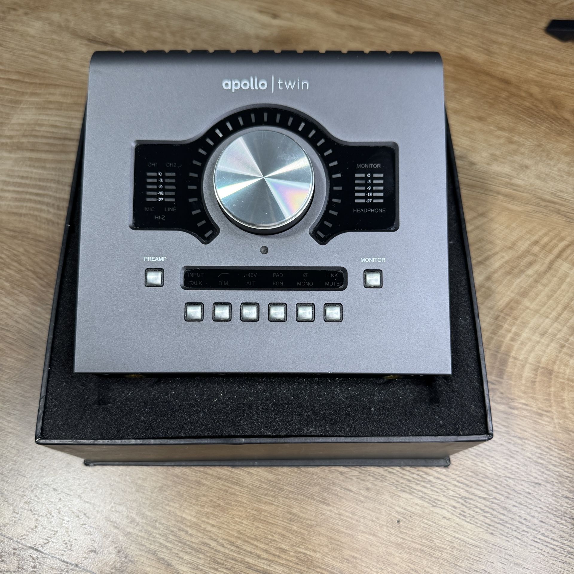 Apollo Twin MKII Heritage Edition $350