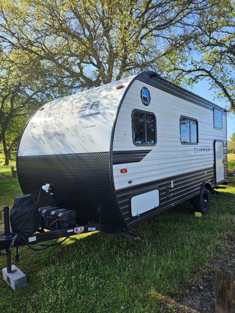2020 Trailer 17' BH Clipper