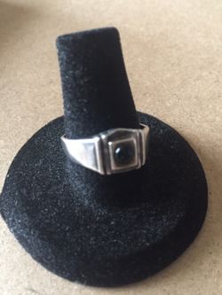 Vintage sterling silver ring