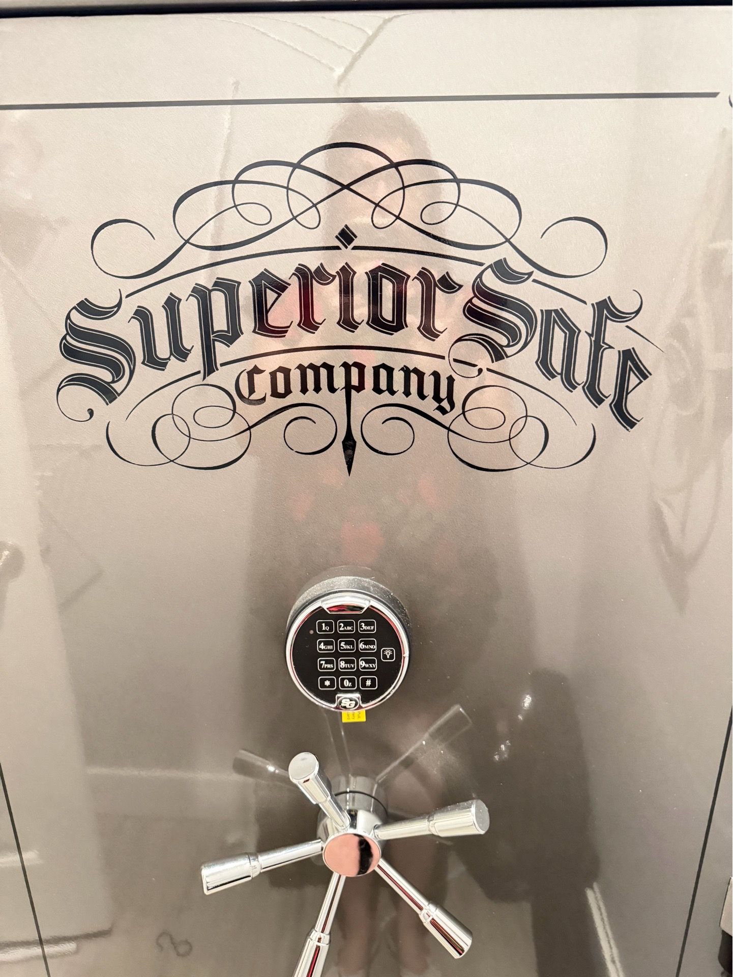 Gun safe (67 long guns) 3,499