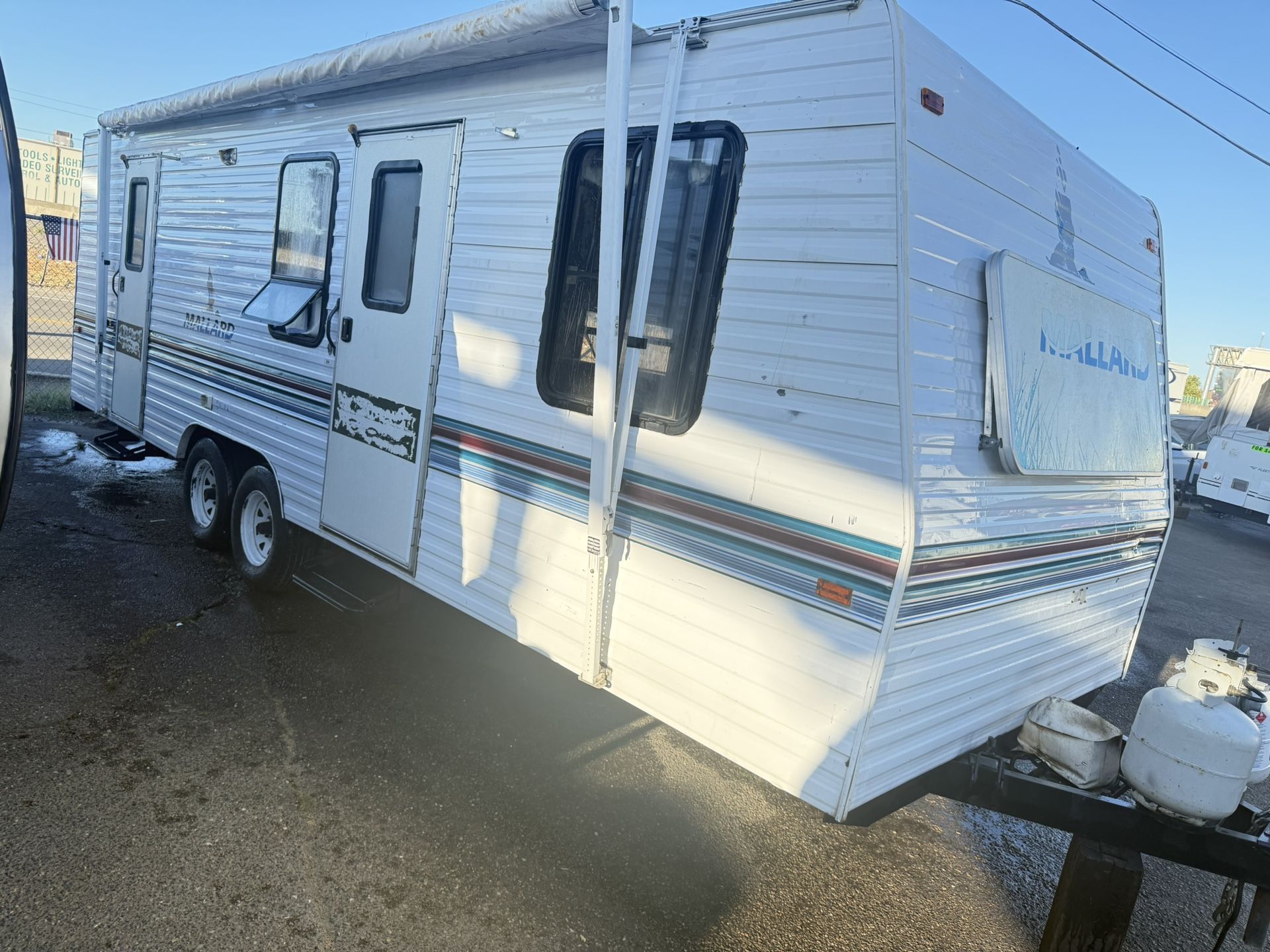 1996 Mallard M28
