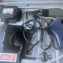 Senco Durospin DS 205-14.4 V Magazinschrauber