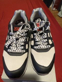 ASICS Gel Saga