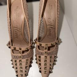 Authentic Valentino Rockstud Heels – Size 37