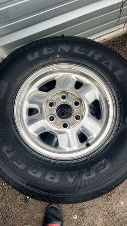 Set of silverado 6 lugs