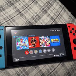 Nintendo Switch 