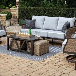 New Sunbrella Patio Furniture Set 