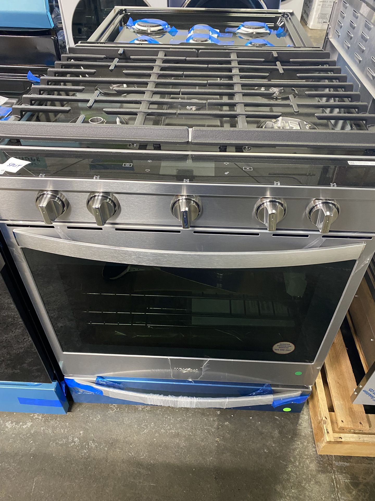 Whirlpool WEG750H0HZ 30 Inch Slide-In Gas Smart Range Brand new with full warranty