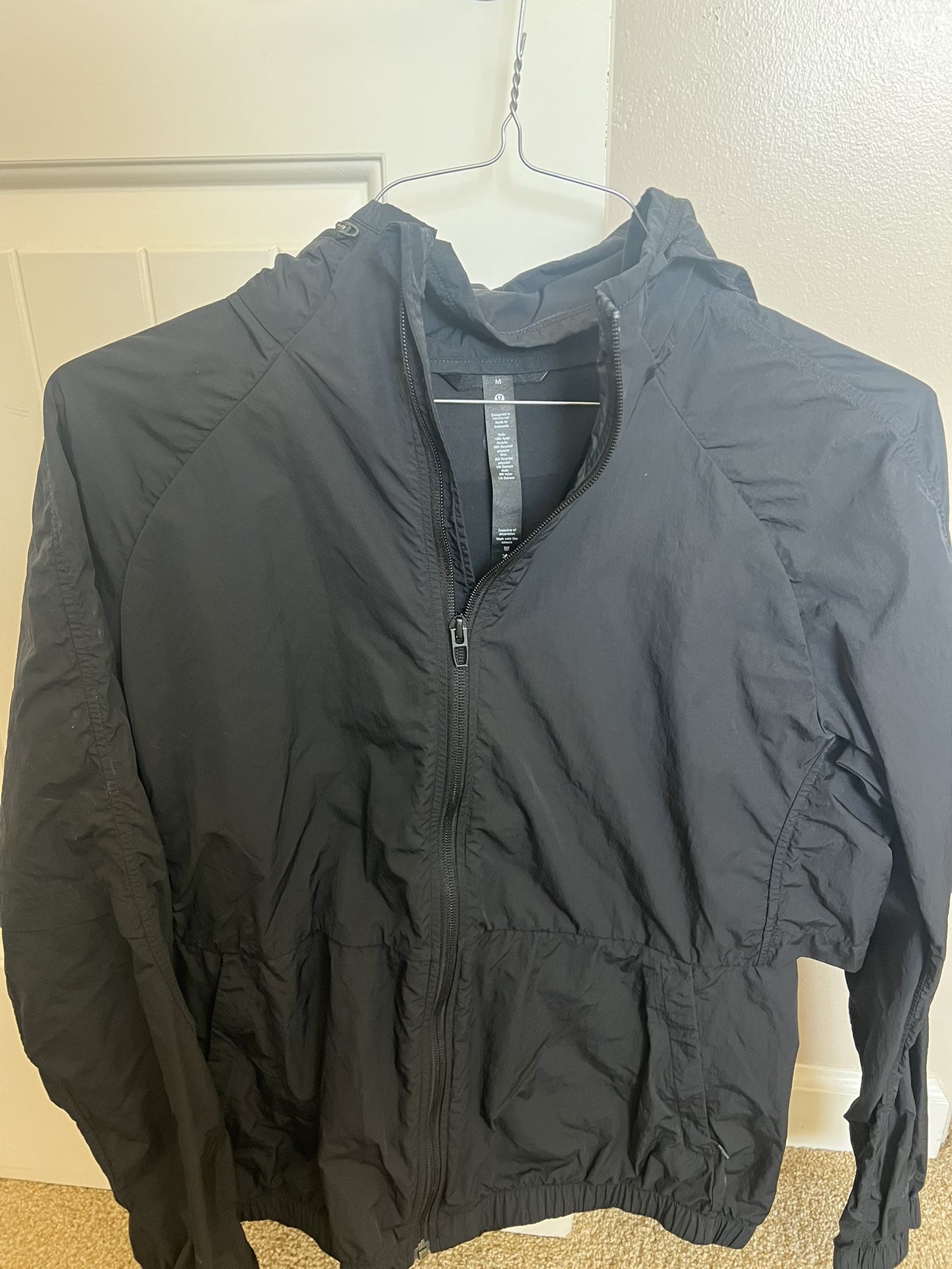 Size Medium Black Lululemon Windbreaker