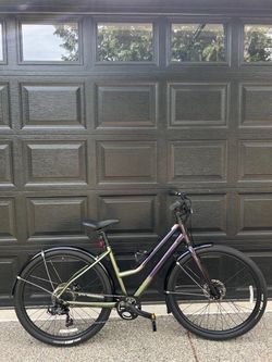 Cannondale Treadwell 3  Hybrid Bike