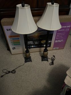 2 lamps