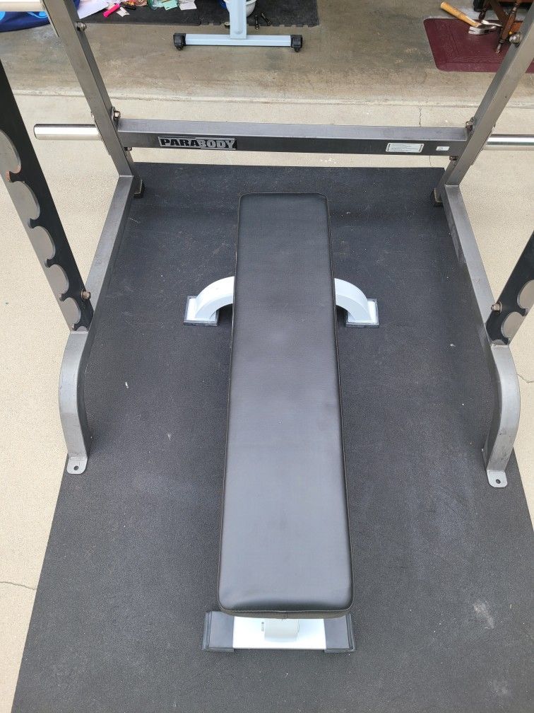 Weight Bench for $40 Firm (WALNUT 91789)