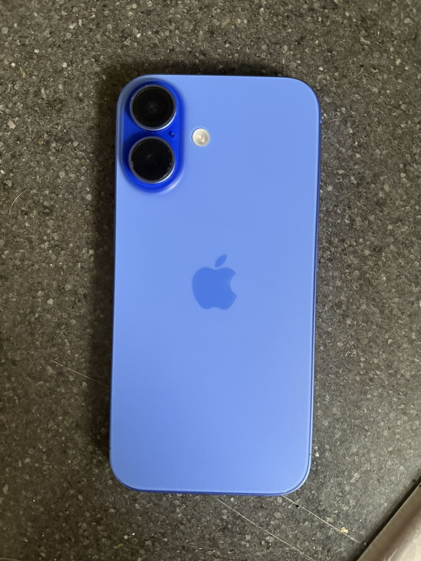 iPhone 16 Ultramarine