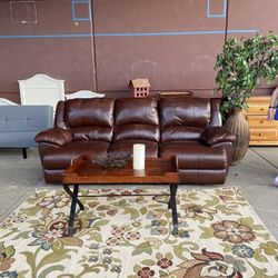 Leather Couch With Recliners