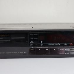 Sony SL-HF550 Super Beta Hi-Fi Betamax Player Recorder System