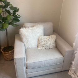 Grey/White Plush Swivel Armchair