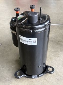 HVAC r22 1.5 ton ROTARY COMPRESSOR 18K BTU, 230V/1Ph/60Hz GMCC - PH250M2A-3FTU2