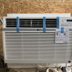 18 000 BTU NEW LG AC 