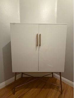 Wine & Bar Cabinet