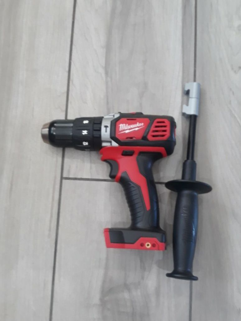 New Hammer drill 18v