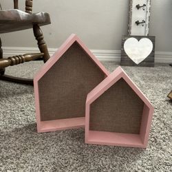 Girls shadow box shelves