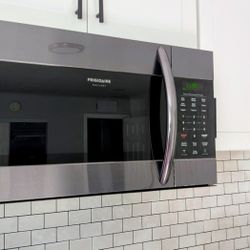 Frigidaire Over The Range Microwave 