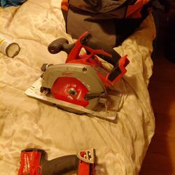 Milwaukee Cordless Skilsaw