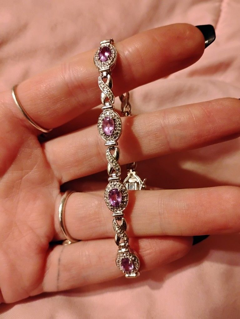 Beautiful 925 Sterling Silver Infinity Amethyst And Diamond Accent Bracelet 