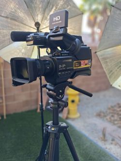 Sony  HxR  -MC2500 full h d video camera
