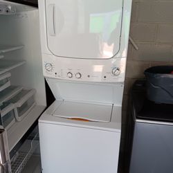 Like New GE Stacked Washer And Gas Dryer Combi! Delivery Available 