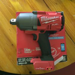 Milwaukee

M18 FUEL ONE-KEY 18V Lithium-Ion Brushless Cordless 3/4 in. Impact Wrench with Friction Ring (Tool-Only)

