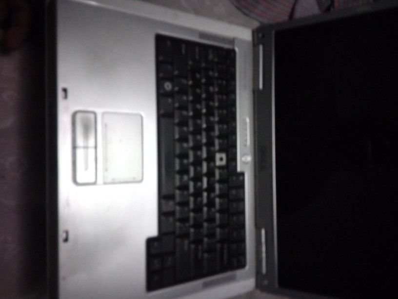 4 FUJITSU'S AND DELL 