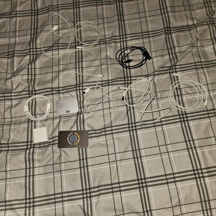 Apple Lightning Cables